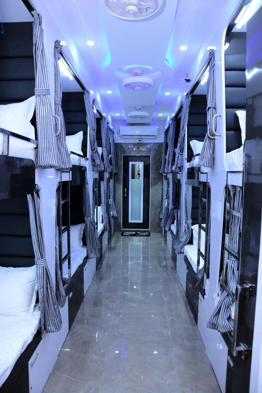 Ocean Dormitory Mumbai Eksteriør bilde