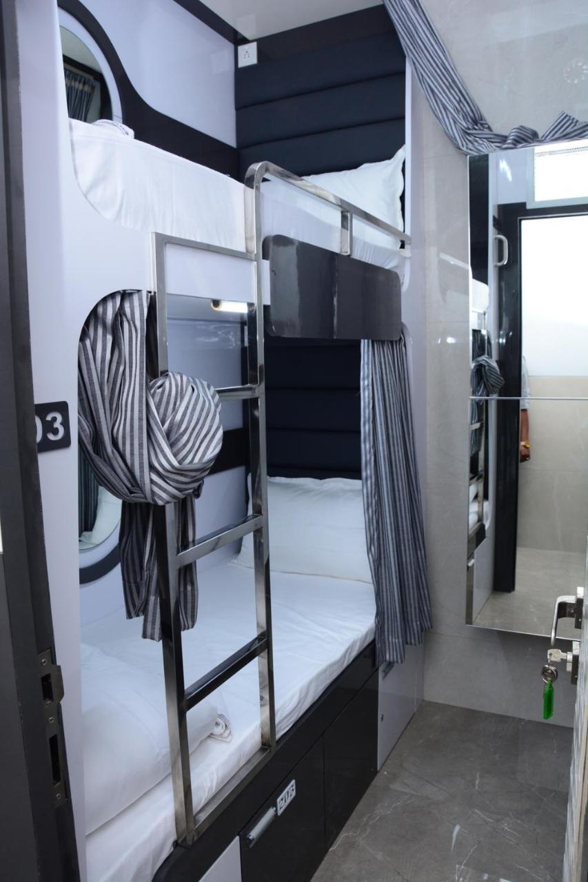 Ocean Dormitory Mumbai Eksteriør bilde