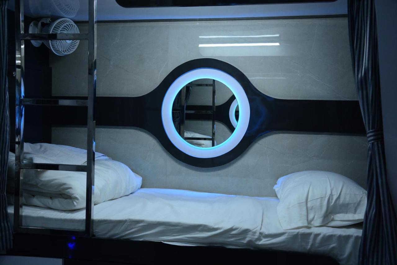 Ocean Dormitory Mumbai Eksteriør bilde
