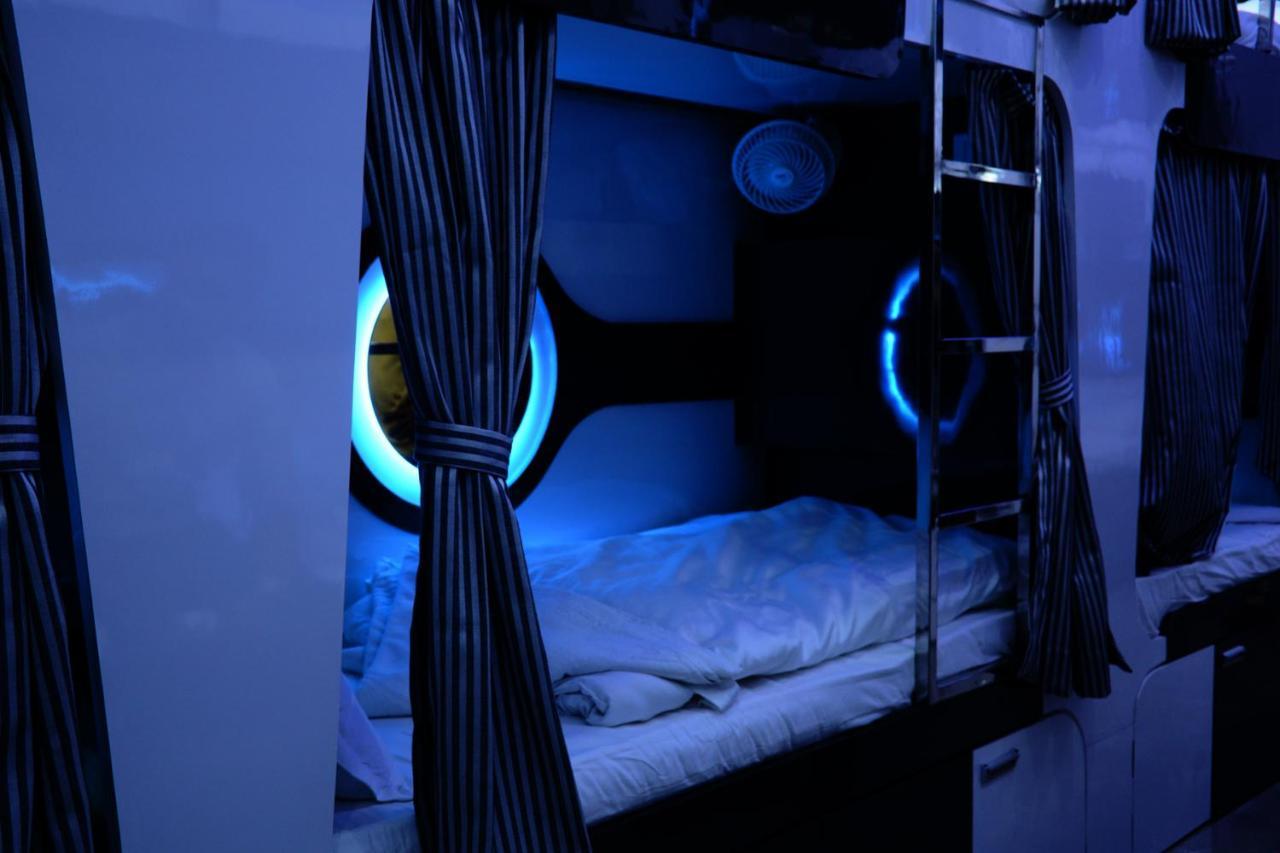 Ocean Dormitory Mumbai Eksteriør bilde