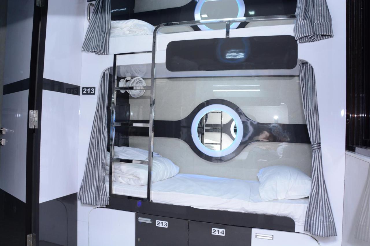 Ocean Dormitory Mumbai Eksteriør bilde