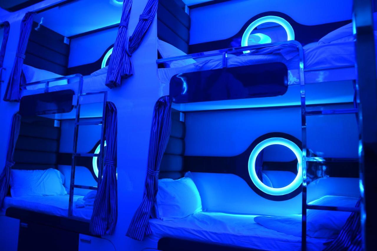 Ocean Dormitory Mumbai Eksteriør bilde